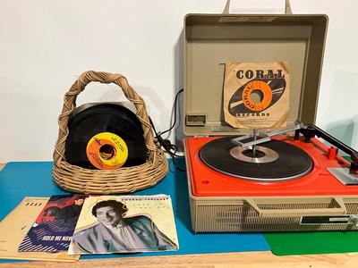 45 records and player