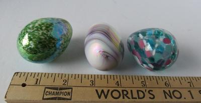 Lot of 3 Older Gibson Glass Eggs