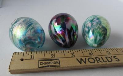 Lot of Older Gibson Glass Eggs