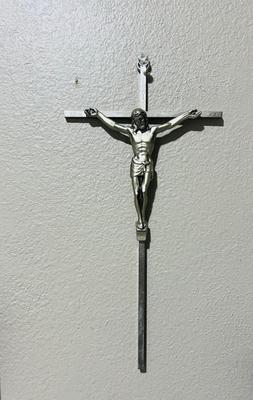 Lot Of 16 Collection Of Crosses