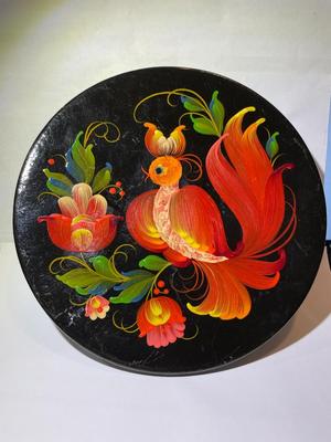 Vintage RUSSIAN Hand Painted Lacquered Wooden Plate Artwork 8.5" Diameter in Good Preowned Condition.