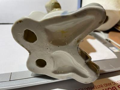 Vintage Mid-Century Modern Toma Imports Ceramic/Porcelain Clown Figurine 10.5" Tall in VG Preowned Condition.