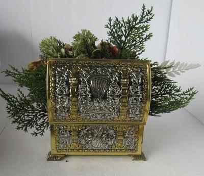 Christmas Floral Decor