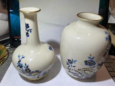 Pair of Lenox China Pagoda 6.75" & 6.25" Bottleneck & Bubble Vases w/Blue Florals and 24K Gold Trim Retired in VG...