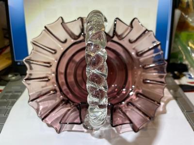 Vintage Deco Style Bohemian Amethyst Art Glass Beehive Basket in VG Preowned Condition.