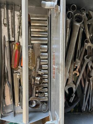 S90-toolbox with contents