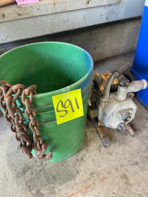 S91-Chains and pump