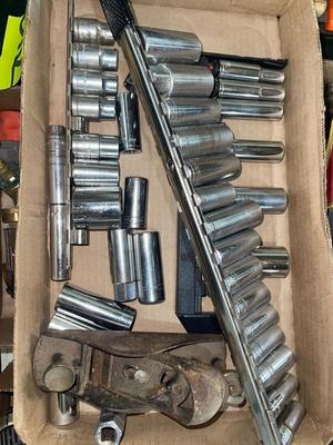 S112-Sockets
