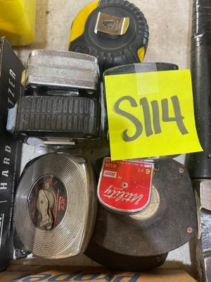 S114-Tape measures