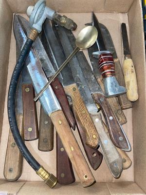 S115-Knives plus extras