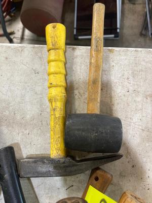 S116-Hammers and hatchets +