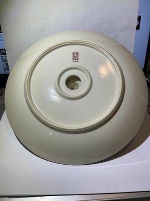 Japanese Noritake Center Handle Porcelain Serving Dish Hand Painted in Good Preowned Condition as Pictured.