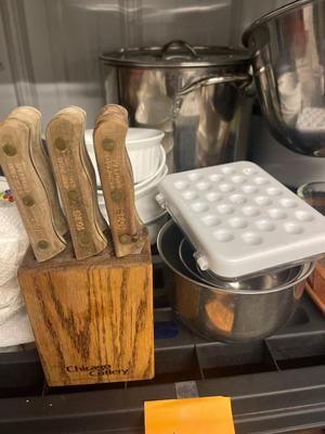 A40-Kitchen Items