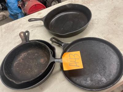 A43-Cast Iron Pans