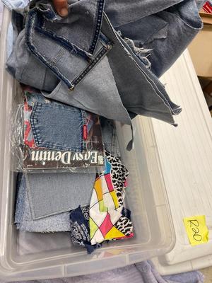 R20-under the bed storage with denim