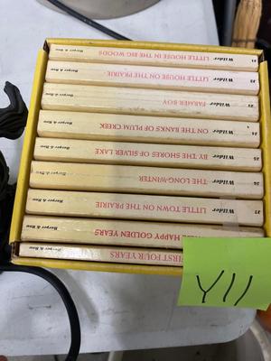 Y11-Little house on the prairie books and horse sprinkle