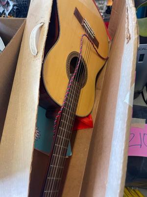 Z11-Acoustic Guitar