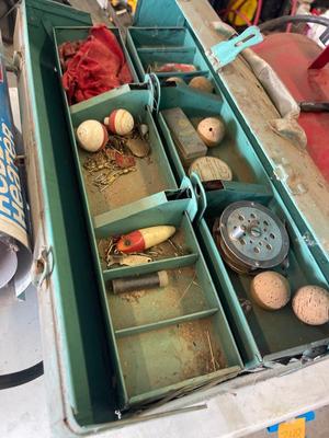 Z16-Tackle box plus contents