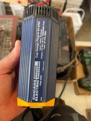 Z23-Battery Charger and extras