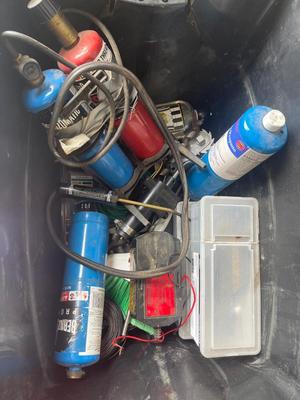 Z40-Garage Lot