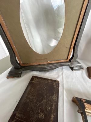 Mostly Antique Picture Frames (LR-BB)