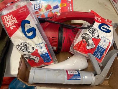 Z63-dirt devil – replacement bags, flashlight, caulking gun, storage bags
