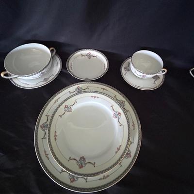 Noritake, Laureate China Set (LR-BB)