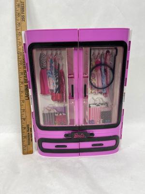 Mattel Barbie Wardrobe Ultimate Closet Potable Clothing & Accessories Case