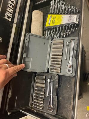 Z77-Craftsman Toolbox and Contents