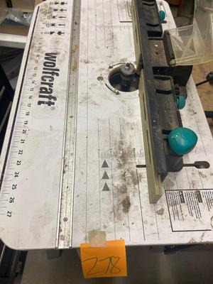 Z78-Router Table and box of stakes