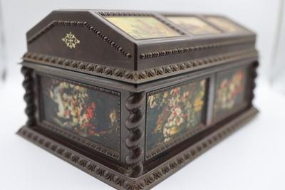 Vintage Merle Norman Jewelry Music Box