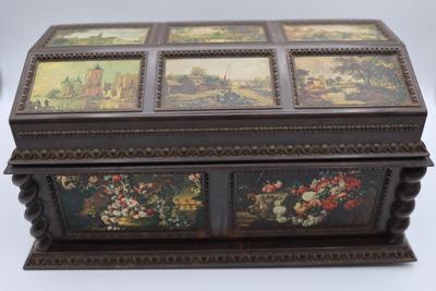Vintage Merle Norman Jewelry Music Box