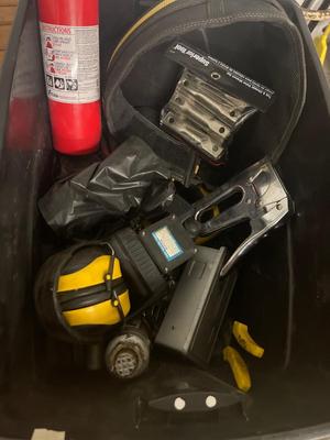 Z95-Sign plus tote with contents