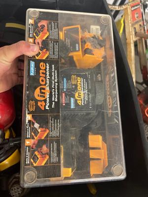 Z95-Sign plus tote with contents
