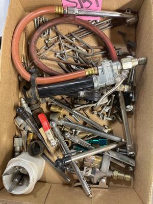 S157-Hardware and attachments