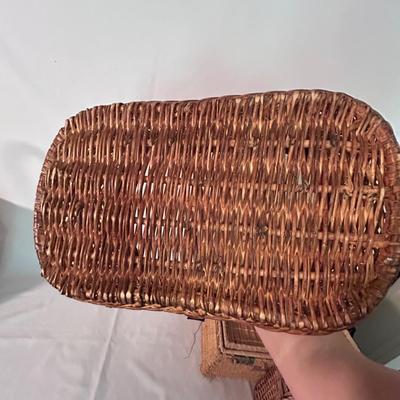 Picnic Basket Collection Incl. Longaberger and Basketville (D-BB)