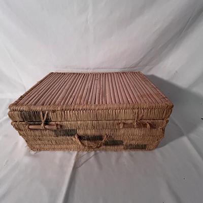 Picnic Basket Collection Incl. Longaberger and Basketville (D-BB)