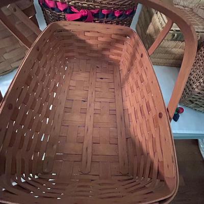 Picnic Basket Collection Incl. Longaberger and Basketville (D-BB)