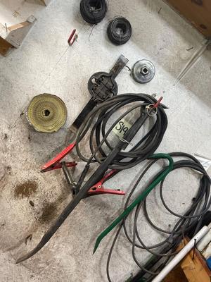 S191-Shop wall contents