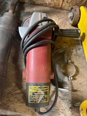 S207-Garage items