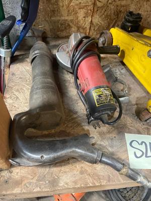 S207-Garage items
