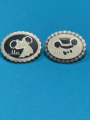 Disney Couple Mickey Minnie Ears Wedding Pin Set Mr Groom Mrs Bride black white