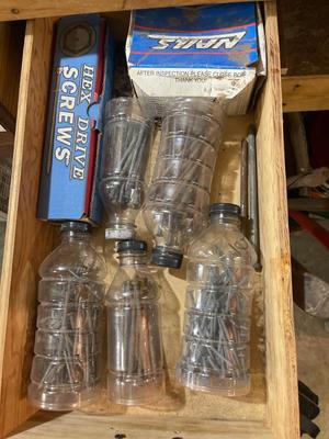 S225-Drawer Contents