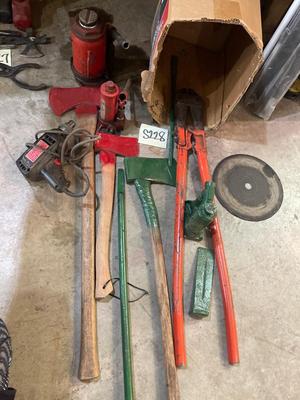 S228-Large Lot!!