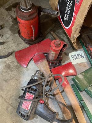 S228-Large Lot!!