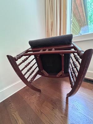 Cushioned Rocker (D-BB)