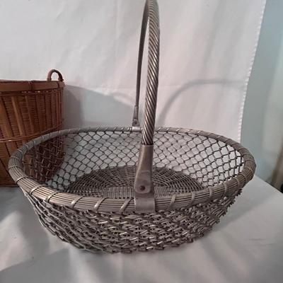 Decorative Baskets Including Sweetgrass (D-BB)