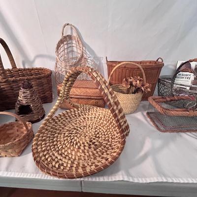 Decorative Baskets Including Sweetgrass (D-BB)