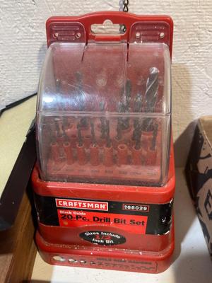 D67-Bits, hobby, knives, oil stone, etc.