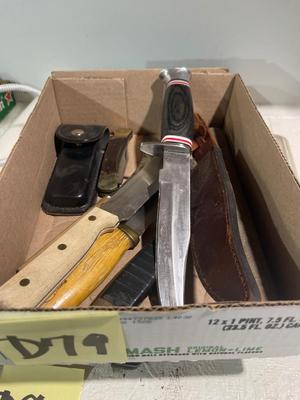 D79-Knife Lot
